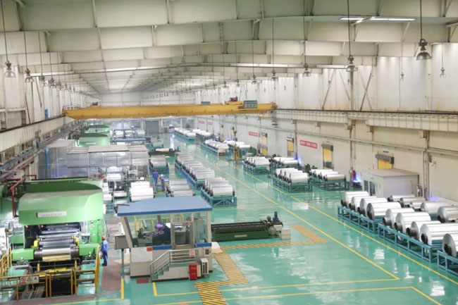 萬基控股集團(tuán)依托上海進(jìn)博會(huì)平臺斬獲2000噸出口日本的鋁箔訂單