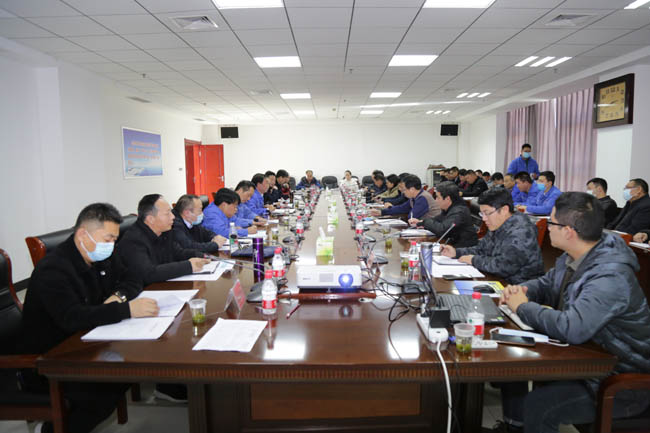河南省有色金屬炭素協(xié)會(huì)2021年第二次會(huì)長(zhǎng)辦公會(huì)暨炭素行業(yè)交流會(huì)在萬(wàn)基控股集團(tuán)召開(kāi)