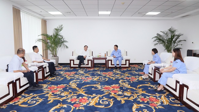 恒豐銀行洛陽分行行長(zhǎng)崔琛一行到萬基控股集團(tuán)調(diào)研