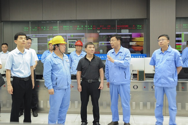 洛陽市委常委、常務(wù)副市長張玉杰一行到萬基控股集團調(diào)研