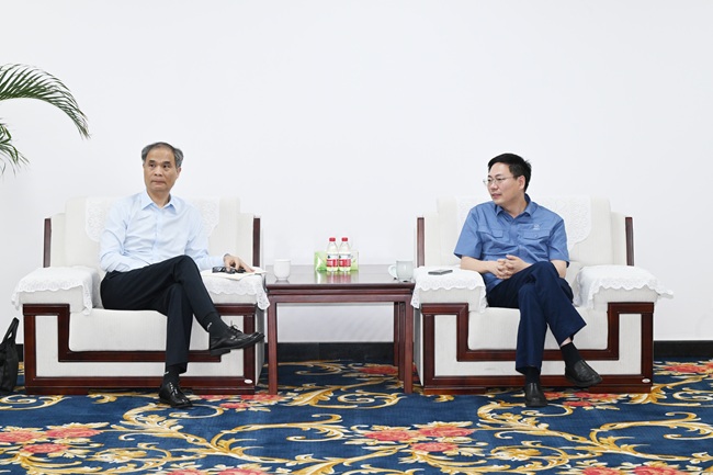 中原證券股份有限公司黨委副書記、總經(jīng)理李昭欣一行到萬基控股集團(tuán)調(diào)研